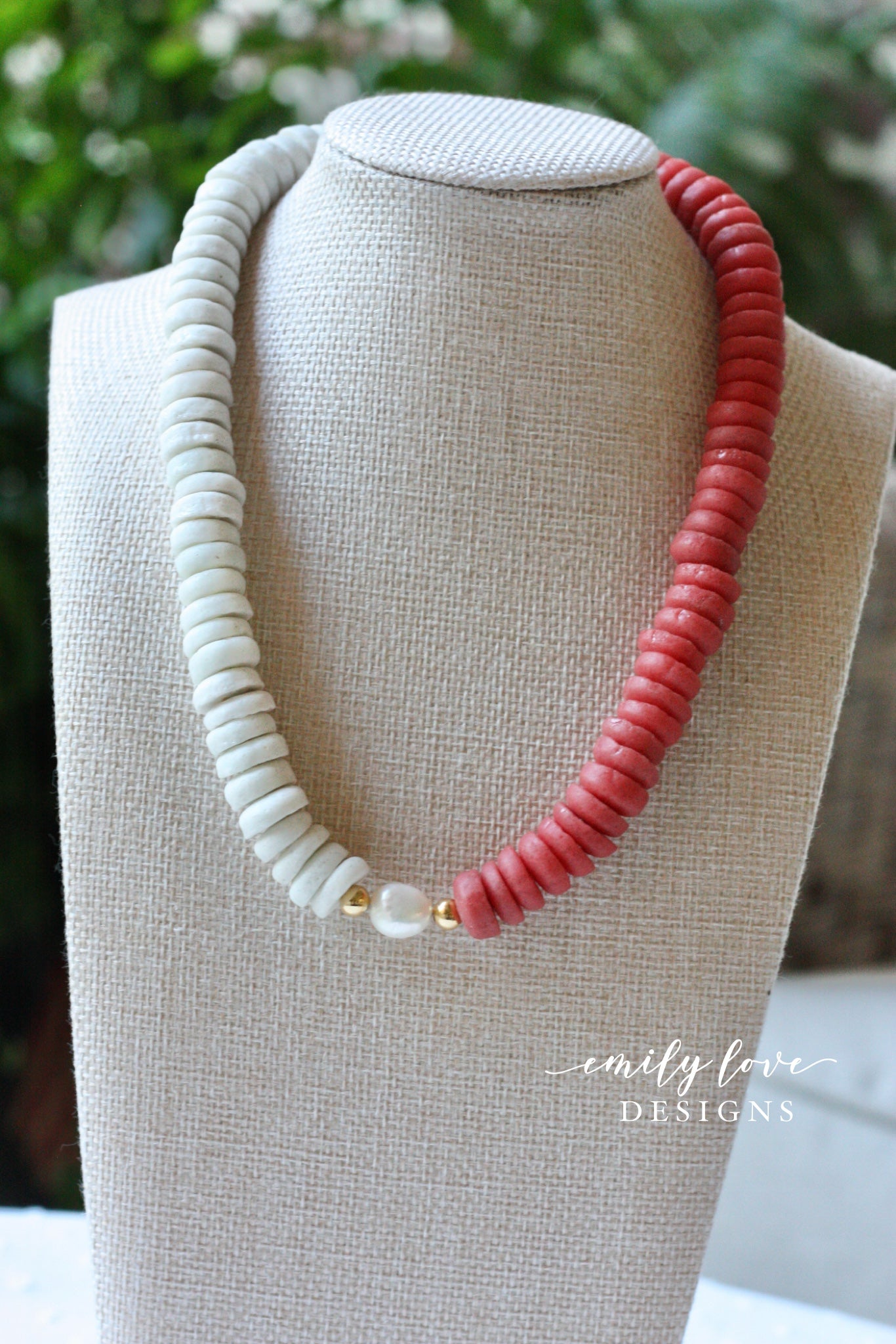 Halftime- White and Red