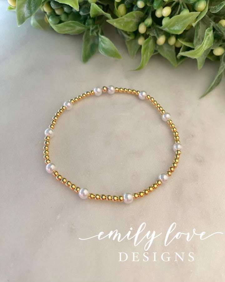 Mini Gold Pearl Bracelet